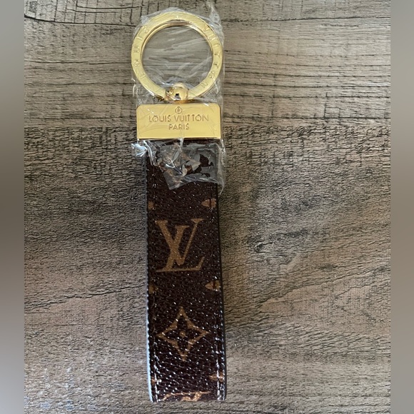 Monogram keychain - Picture 2 of 3
